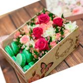 Цветы в коробке «Летний сюрприз»